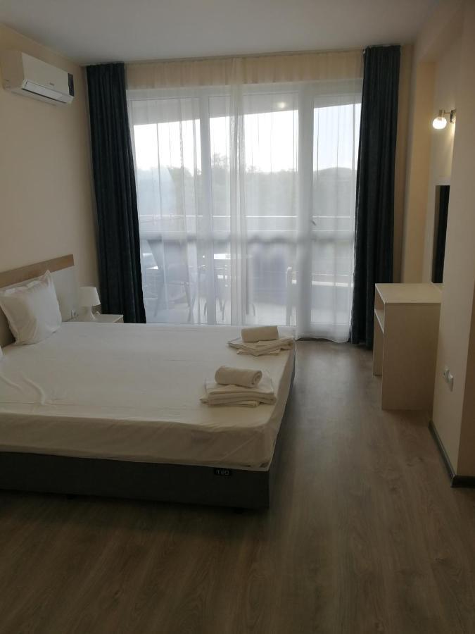 Donchevi Apartments Primorsko Buitenkant foto