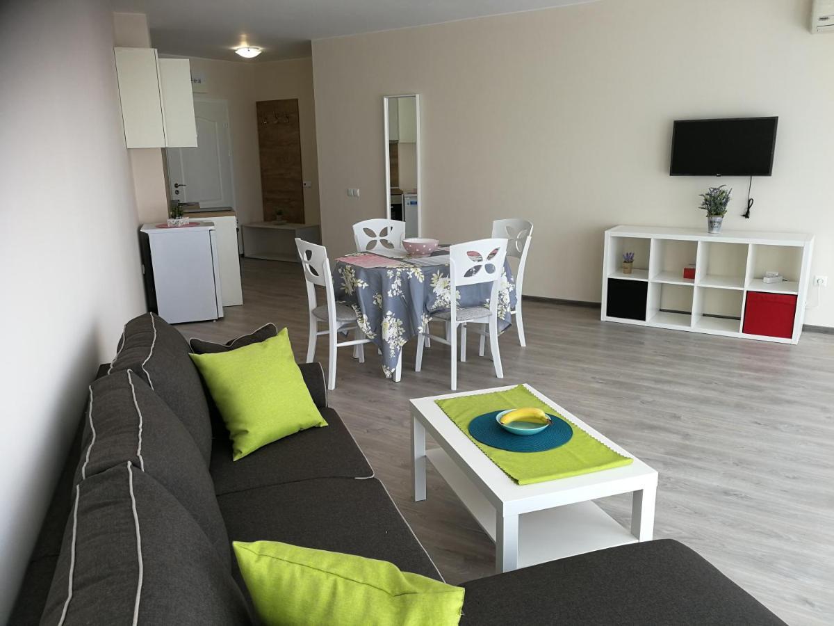 Donchevi Apartments Primorsko Buitenkant foto