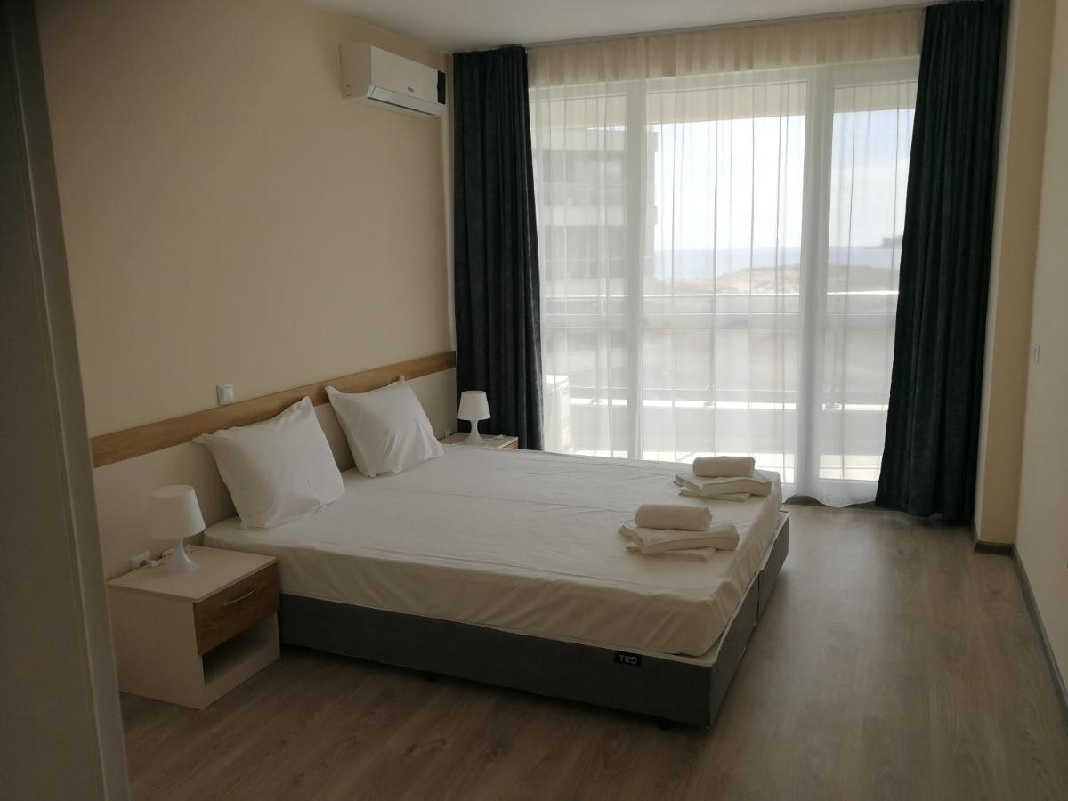 Donchevi Apartments Primorsko Buitenkant foto