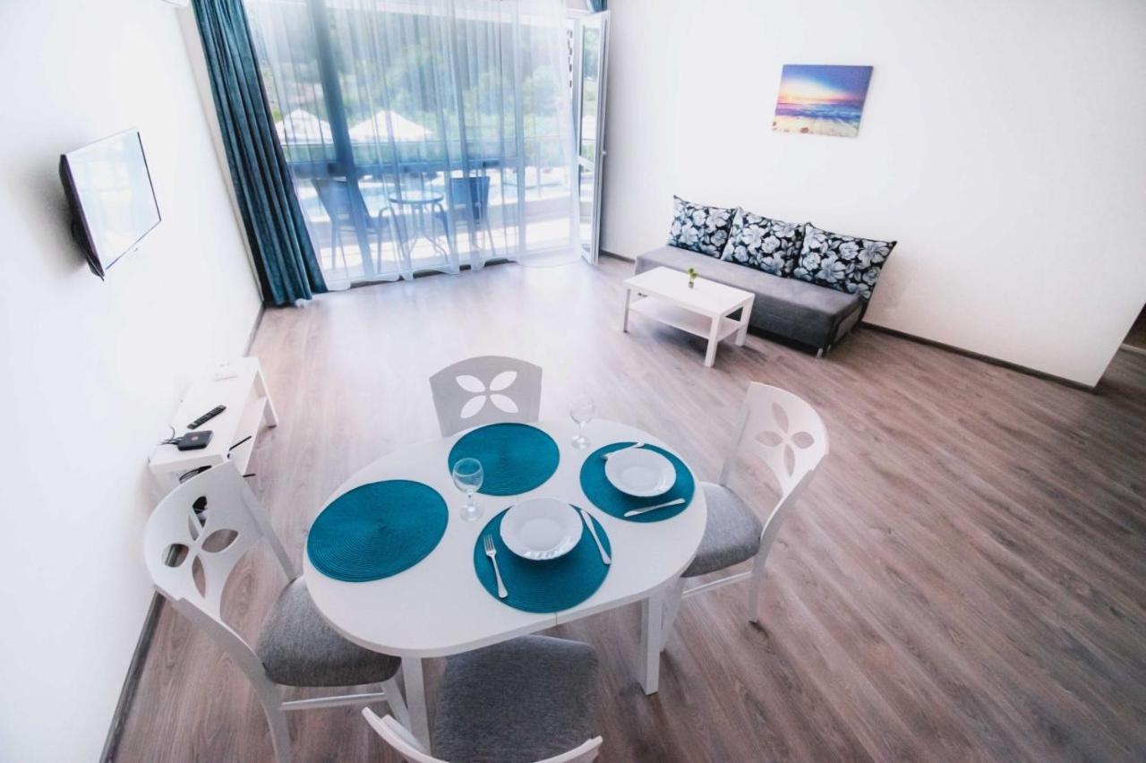 Donchevi Apartments Primorsko Buitenkant foto